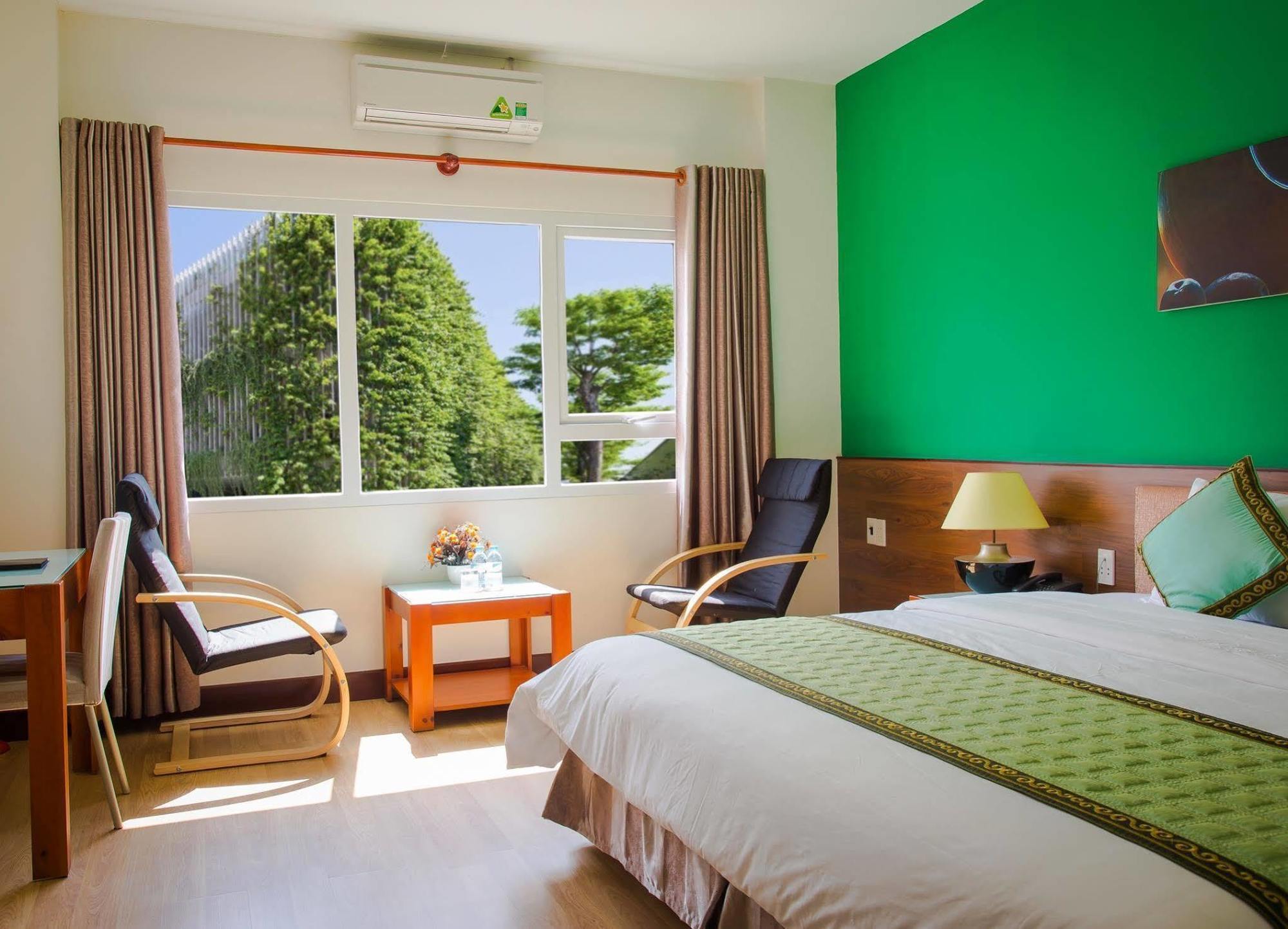 Sai Gon Phong Nha Hotel Dong Hoi Exterior foto